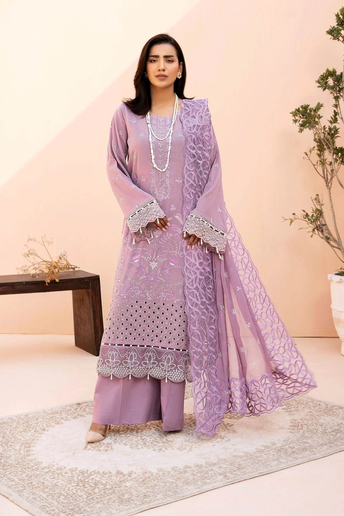MSART-07 EMBROIDERED SWISS 3-PC