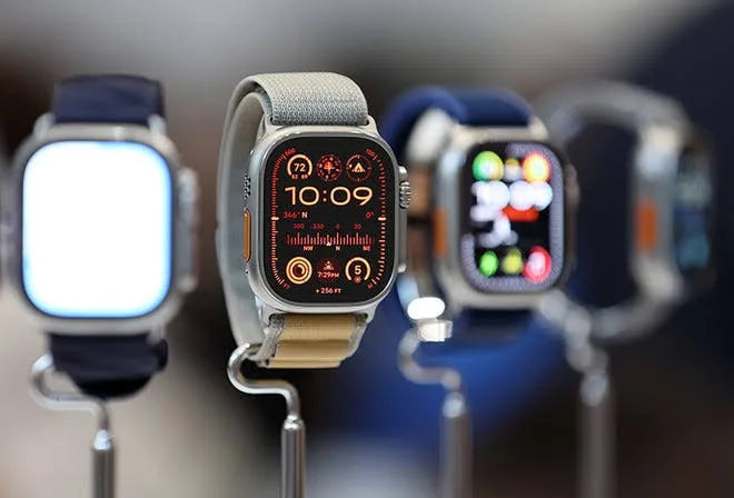 Crown G700 smart watch /Best smart watch for men and women 7+1 strips Super Amoled Display