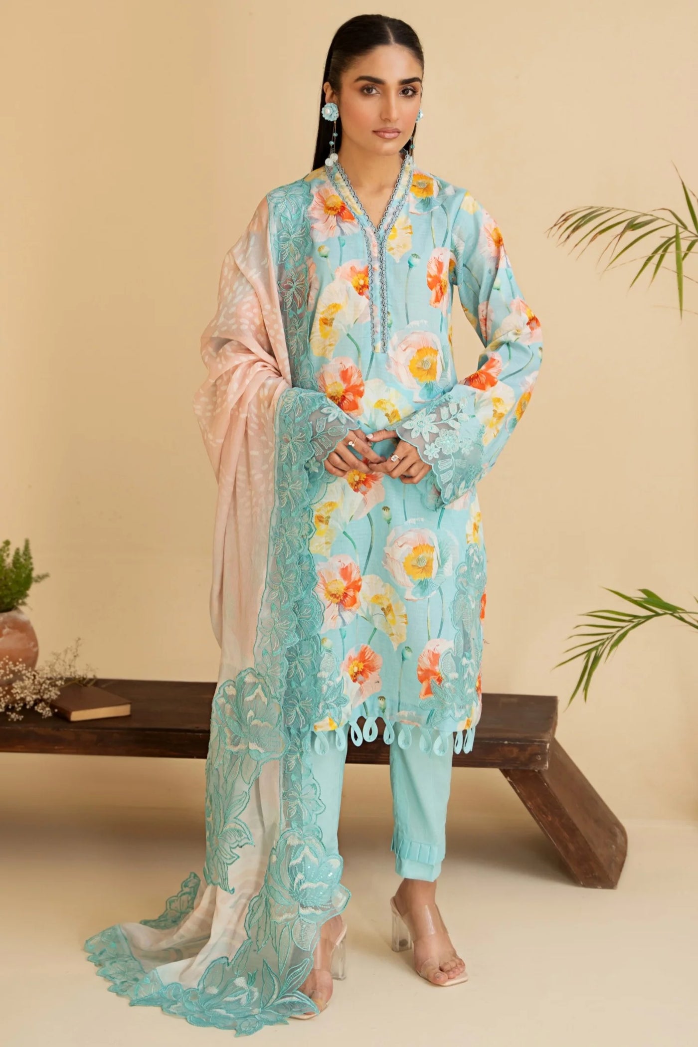 MGART-08 EMBROIDERED LAWN 3-PC