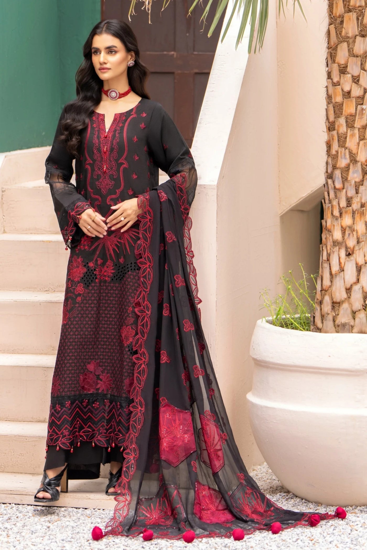 LBART-09 EMBROIDERED LAWN 3-PC